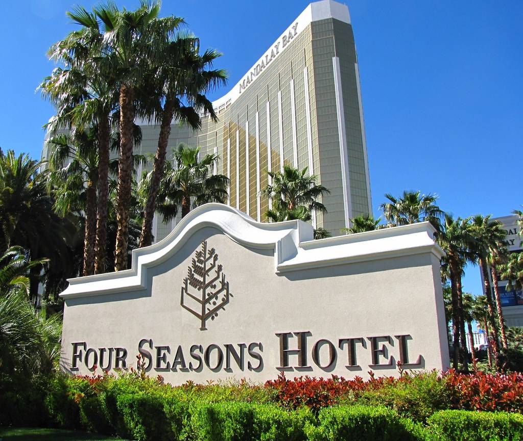 Hôtel Four Seasons de jour